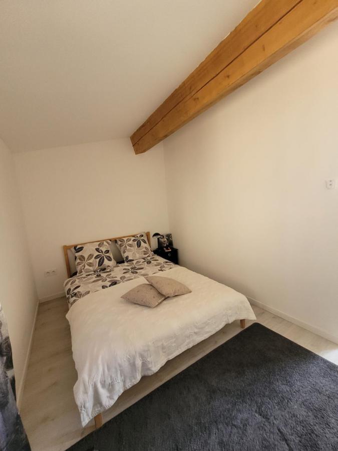 Charmant Duplex Au Coeur Du Village Cotignac Bagian luar foto